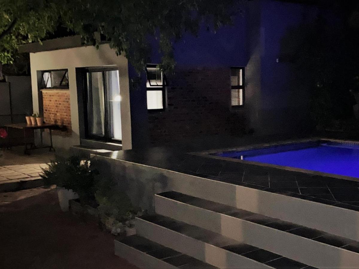 46 On Allcock Guest Apartment & Luxury Room Pretoria-Noord Εξωτερικό φωτογραφία